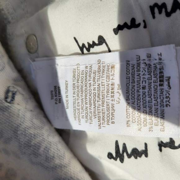 Boden Mid-Rise Girlfriend Jean - Picture 12 of 13